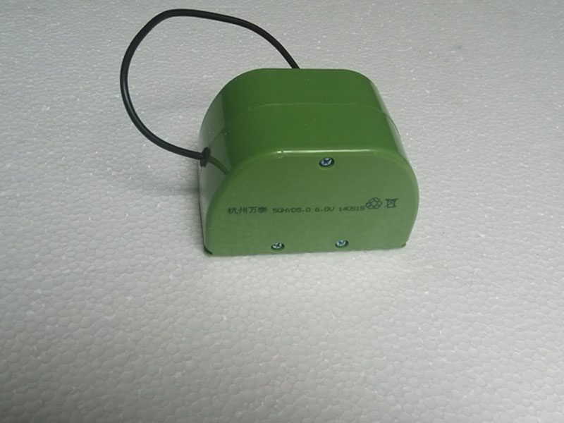 無線吊秤秤體電池，半圓形電池，萬泰原裝正品